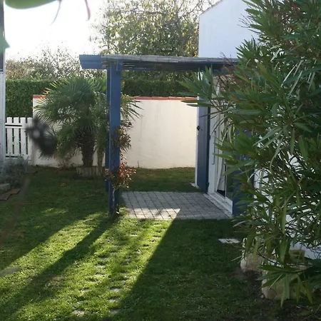 Holiday home Jeanne Clara Et Nalia *