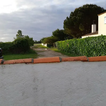 Jeanne Clara Et Nalia Dolus-d'Oleron